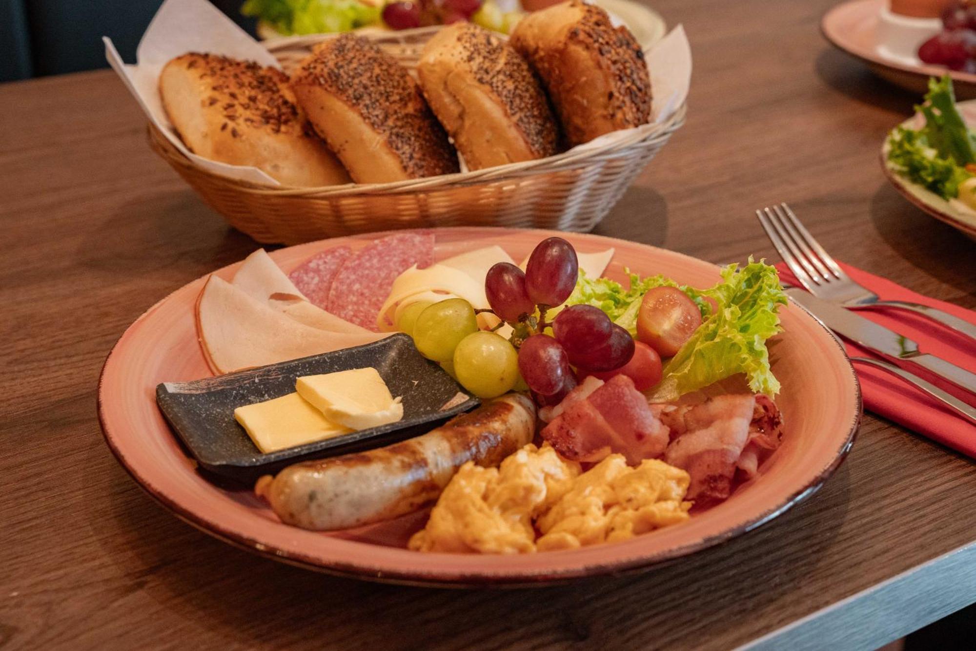 Hotel Enger Hof 3*